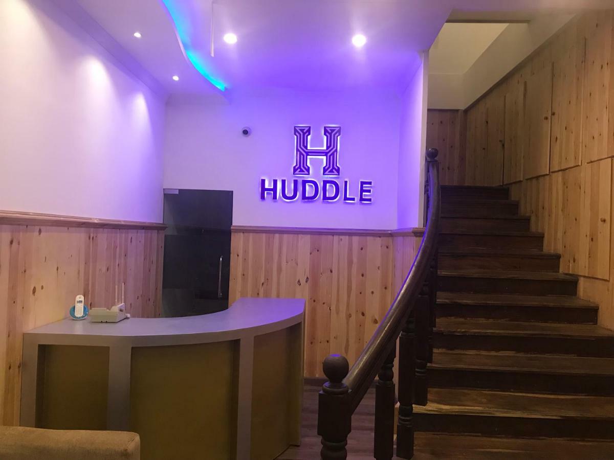 Готель Huddle Нувара-Елія Екстер'єр фото